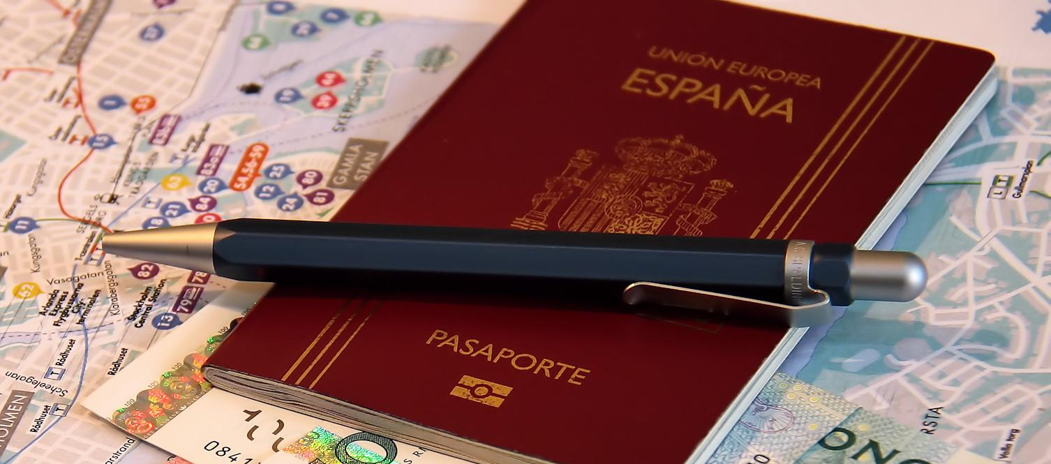 pasaporte-espancc83ol-jorge-franganillo